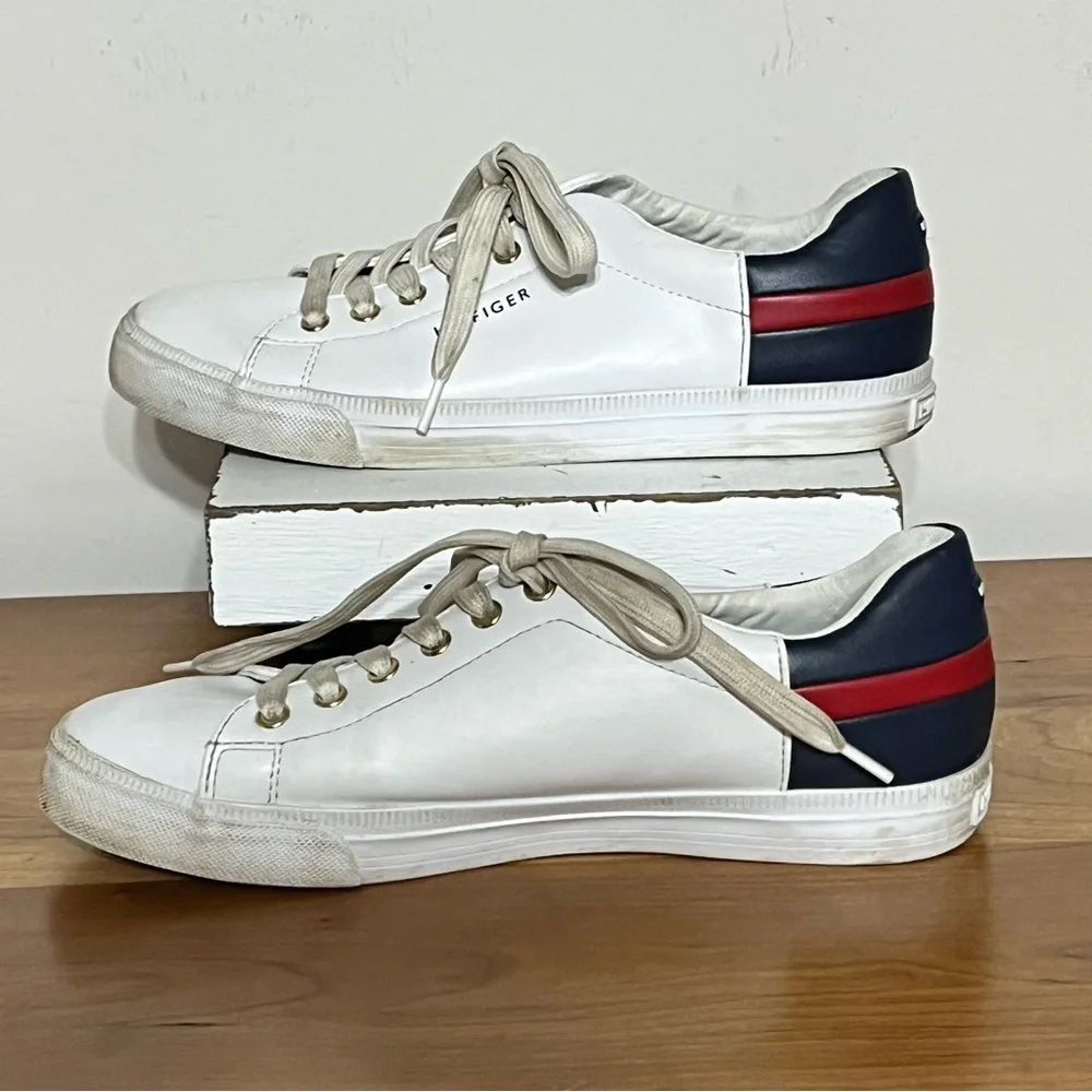 Tommy Hilfiger Womens 6.5 Laddin Casual‎ Lace Up Sneakers White Faux Leather